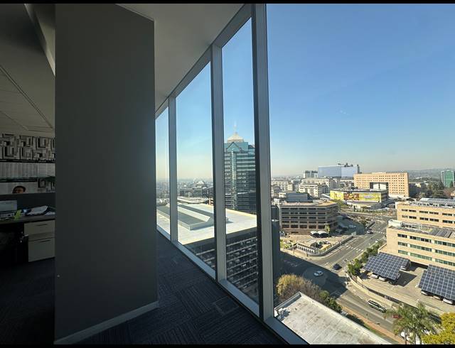 382M² OFFICE TO LET IN SANDTON CENTRAL